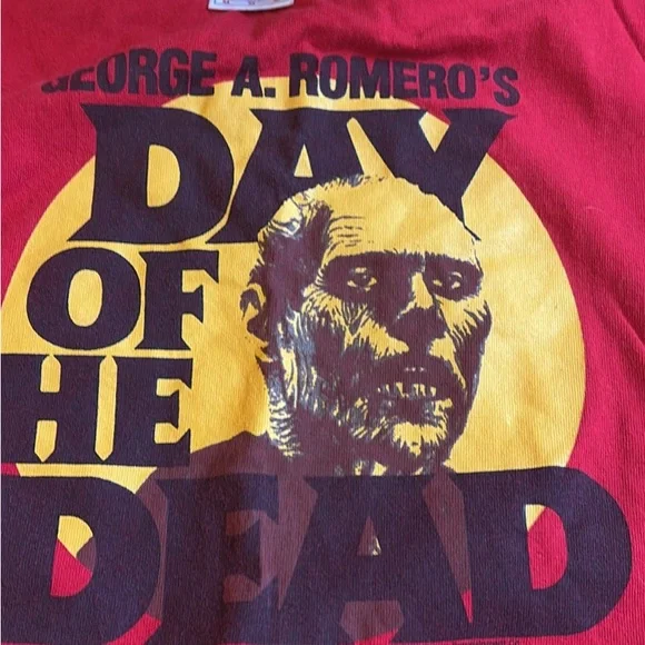 George A. Romero's Day of the Dead Red T-Shirt - Picture 4 of 5